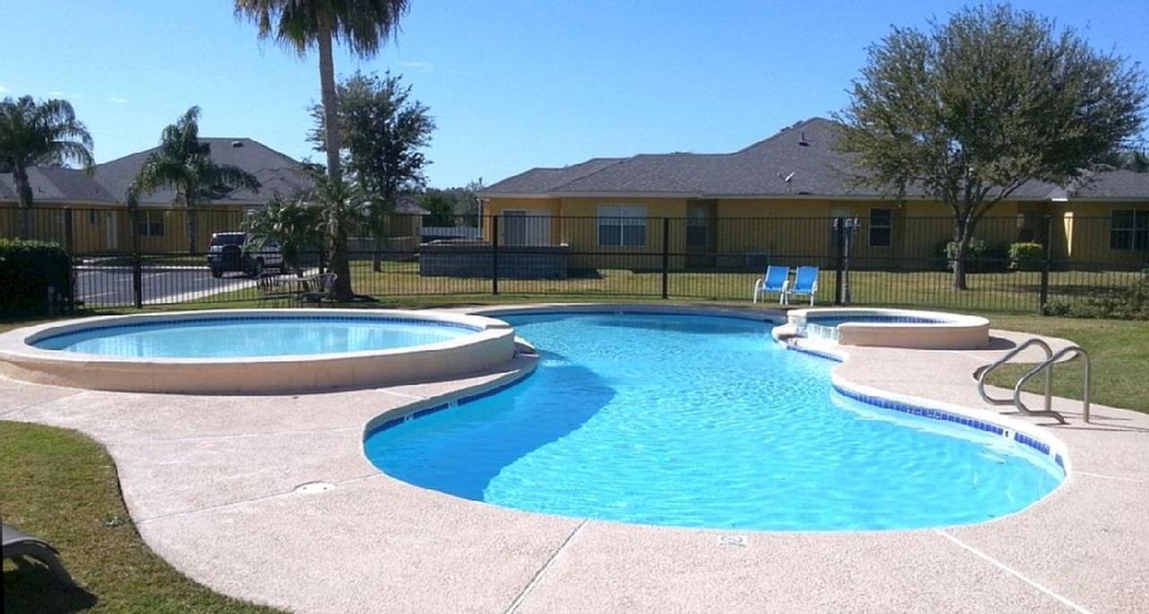 Beautifully Furnished 3Bd 2Br Pool Gated Condo In Mcallen, Tx Фарр Экстерьер фото